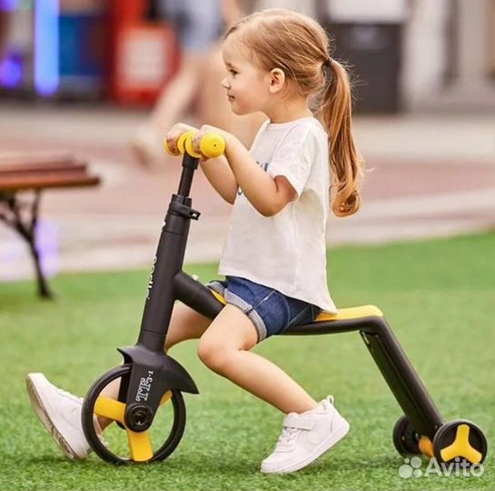 Самокат детский трехколесный желтый
