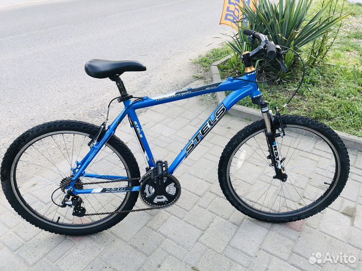 Дорожный велосипед Stels Navigator 730