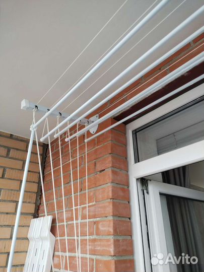 Вешалка потолочная