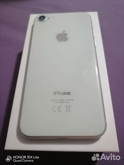 iPhone 8, 64 ГБ