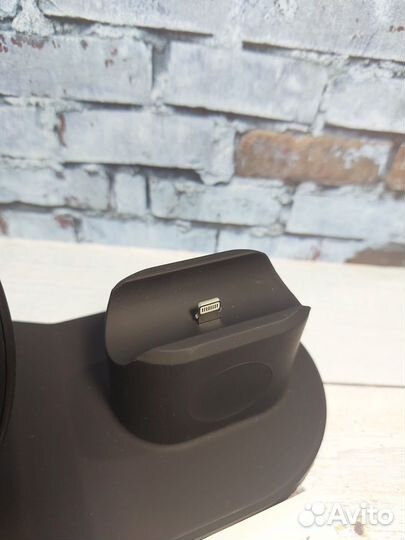 Беспроводная зарядка 3 в 1