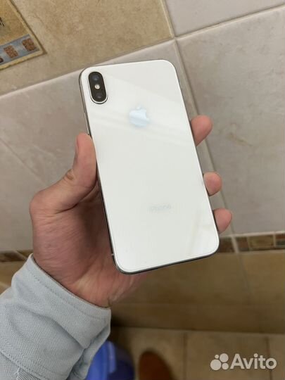 iPhone X, 64 ГБ