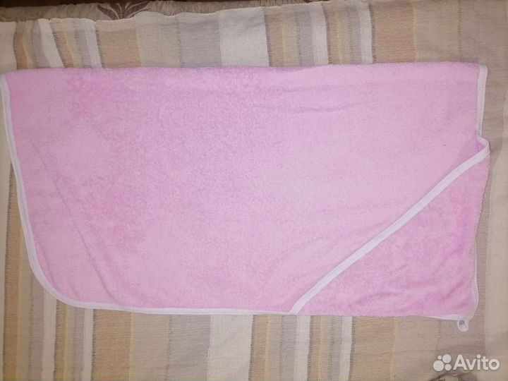 Махровое полотенце уголком для новорожденных