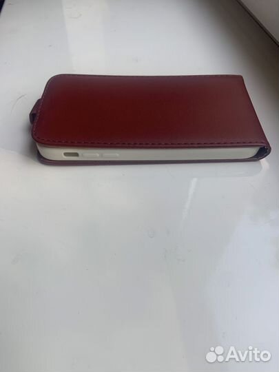 Мобильный телефон