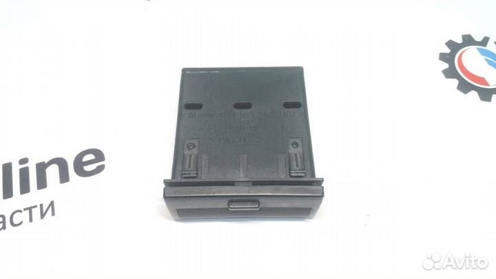 Бардачок центральный Audi A4 B5 Quattro sedan 2.4