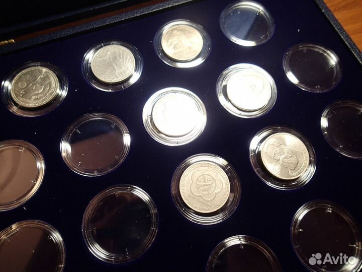 Футляр для юбилейных монет СССР новоделы 19шт