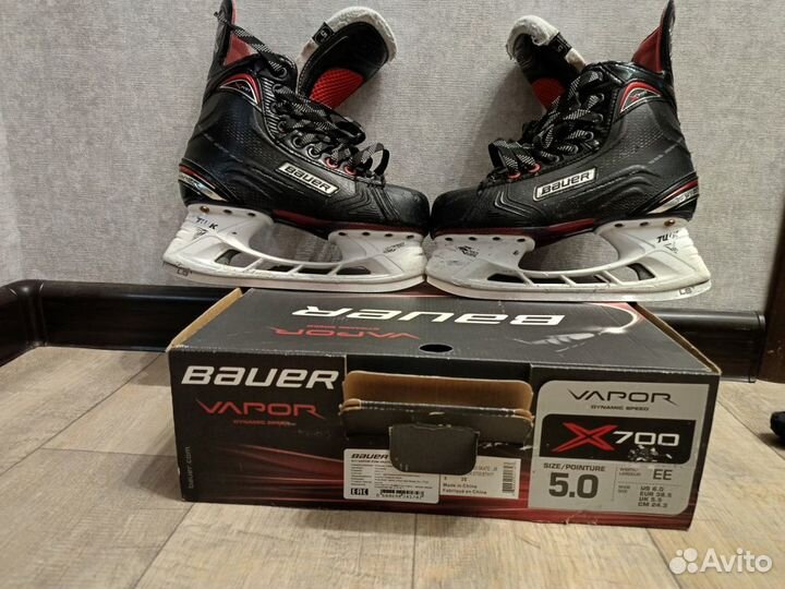 Хоккейные коньки Вauer х700