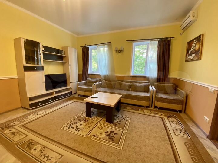 Дом 100 м² на участке 1 сот.