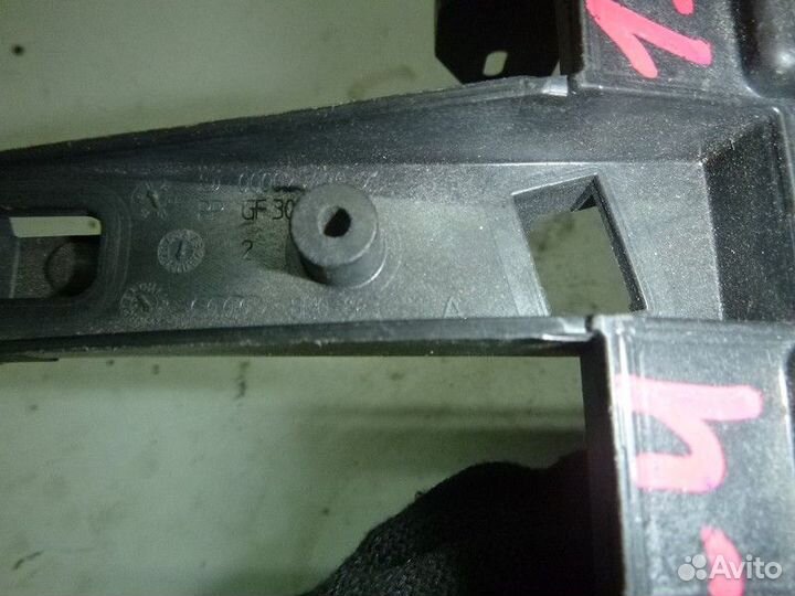 Кронштейн audi A4 B8 2007