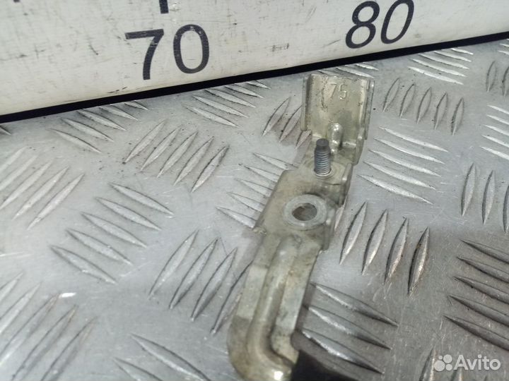 Б/У Клемма аккумулятора минус#001