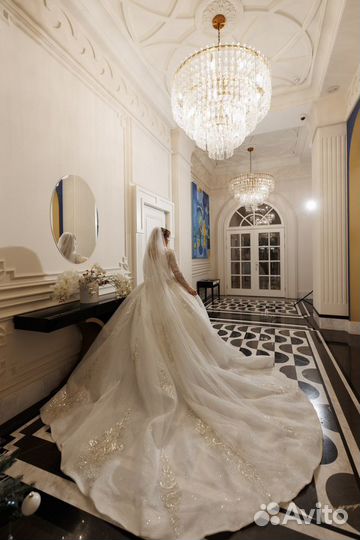 Свадебное платье 46 длинное со шлейфом