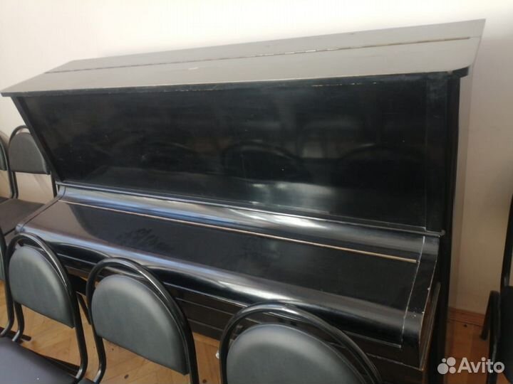 Пианино отдам бесплатно