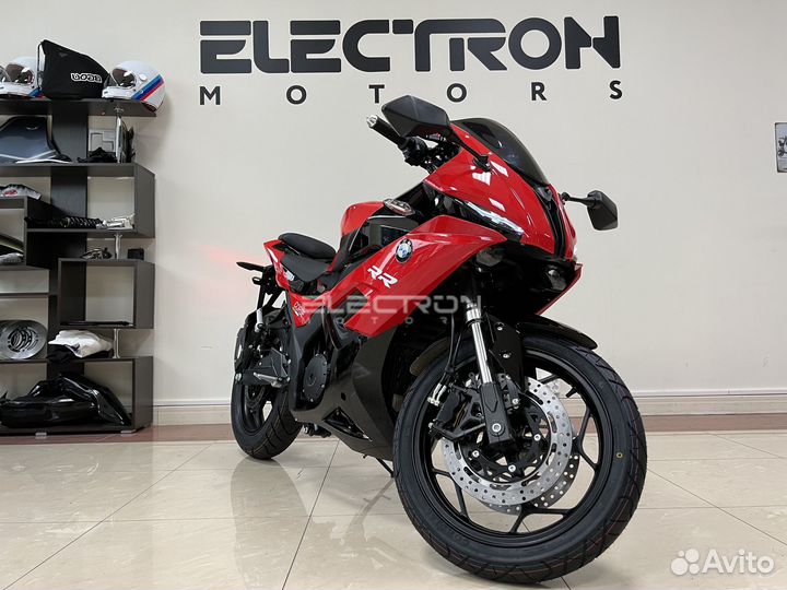 Электромотоцикл BMW RR