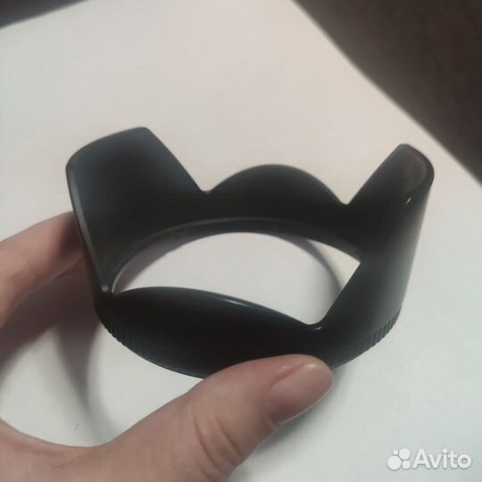 Бленда Sigma для объектива