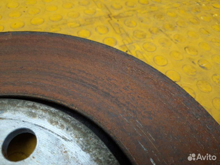 Диск тормозной передний Volkswagen Polo CWV 813497