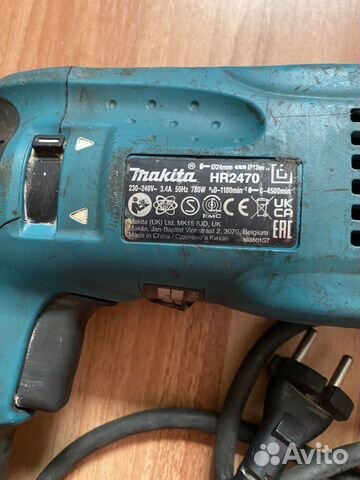 Перфоратор Makita HR2470