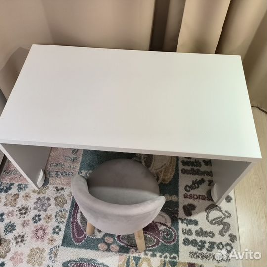 Письменный стол детский