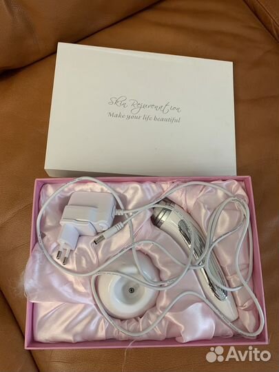 Аппарат косметический RFлифтинга