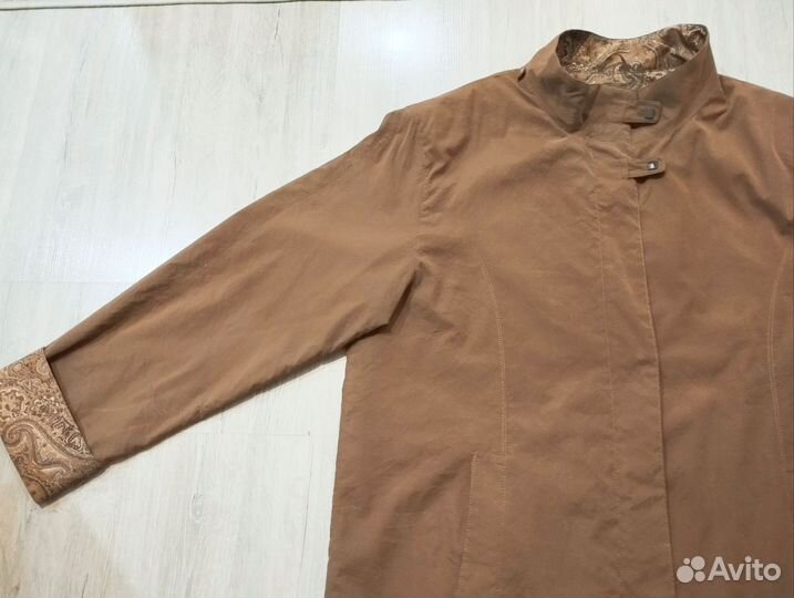 Куртка женская легкая размер 50-52