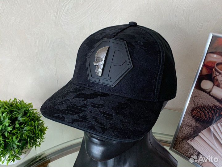 Бейсболка Philipp Plein крутая