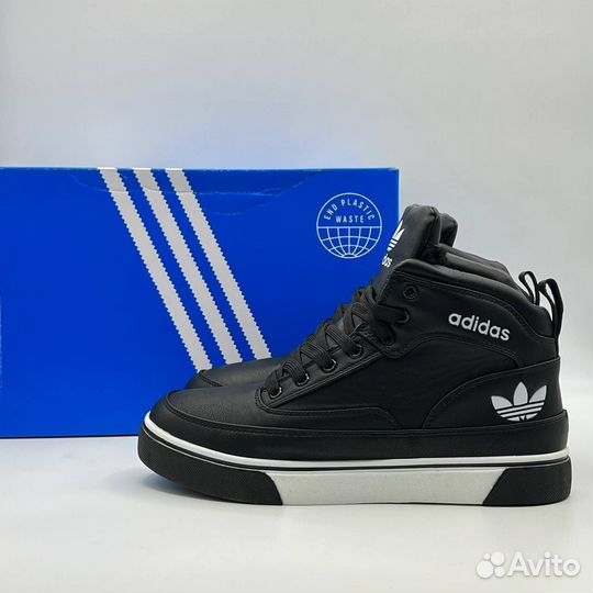 Ботинки Adidas с мехом