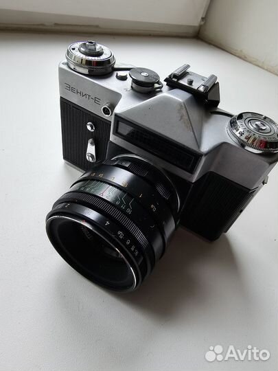 Фотоаппарат Зенит-Е+ объектив Гелиос 44М 2/58