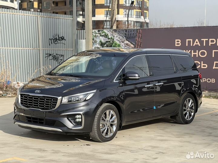 Kia Carnival 2.2 AT, 2018, 107 000 км