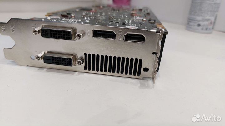 Видеокарта GTX 960 2GB