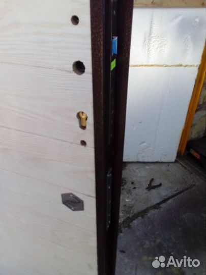 Двери металлические