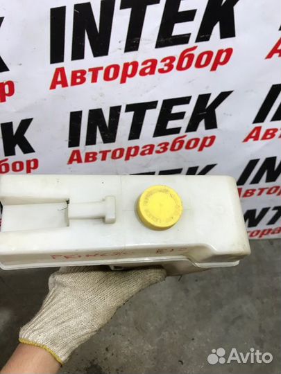 Бачок расширительный Nissan Primera P12