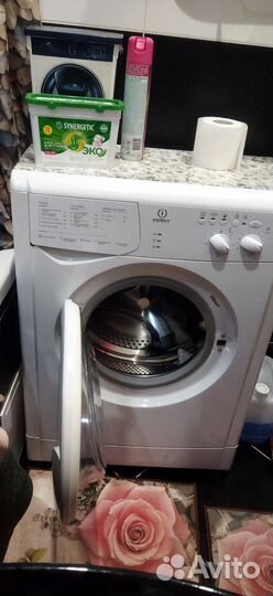 Стиральная машина indesit узкая
