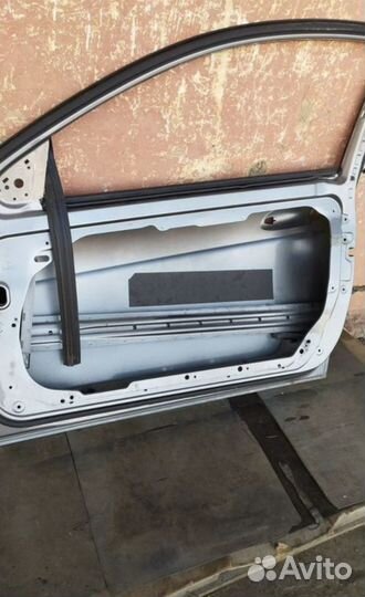 Передняя правая дверь mercedes-benz C180 W204 2012
