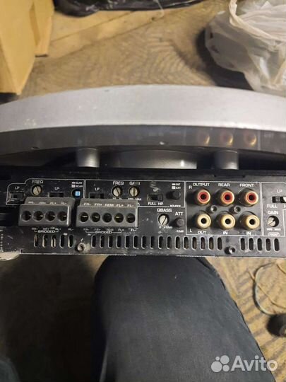 Усилитель precision power DCX300.4