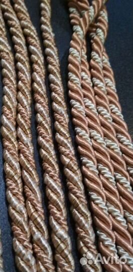 Подхваты для штор, Испания