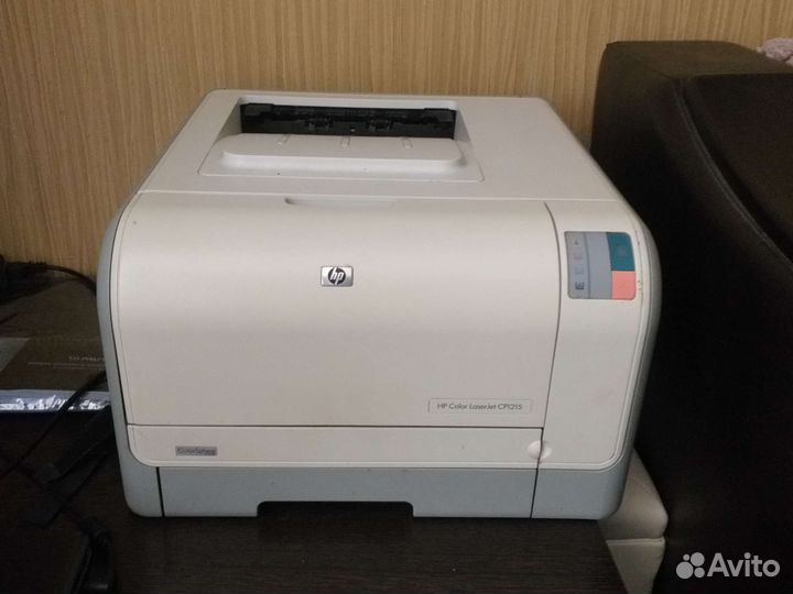 Принтер HP Color Laser Jet CP1215