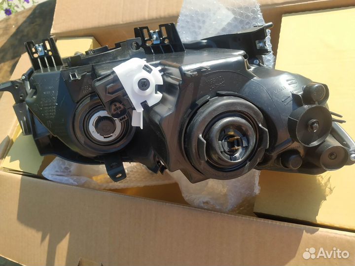 Фара Мазда Mazda CX 7 / сх 7 галоген левая