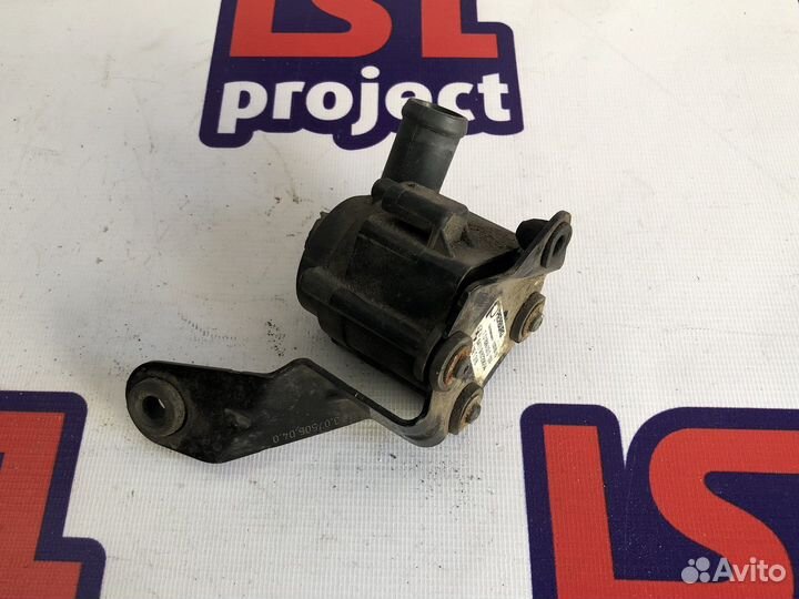 Помпа дополнительная Bmw F01 F04 F06 F07 F10 F12