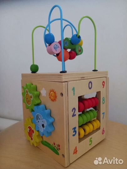 Развивающие игрушки