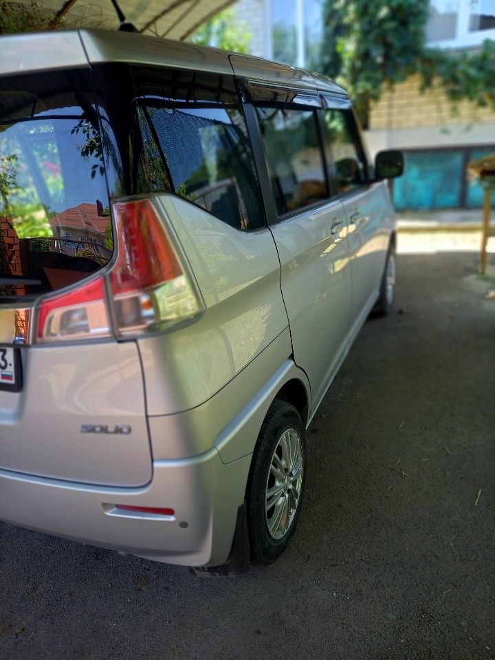 Suzuki Solio: фото владельца