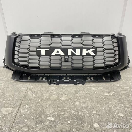 Решетка радиатора Tank 500