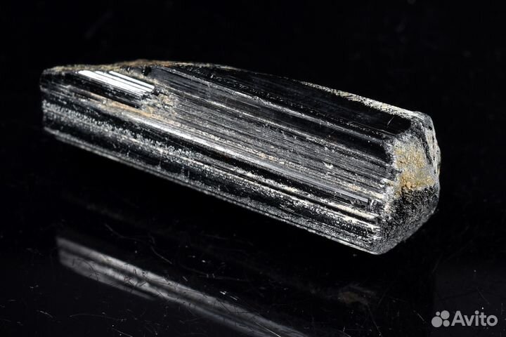 Кристалл. Турмалин (шерл). Лот №868