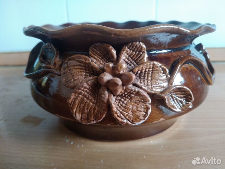 Кашпо горшок для цветов