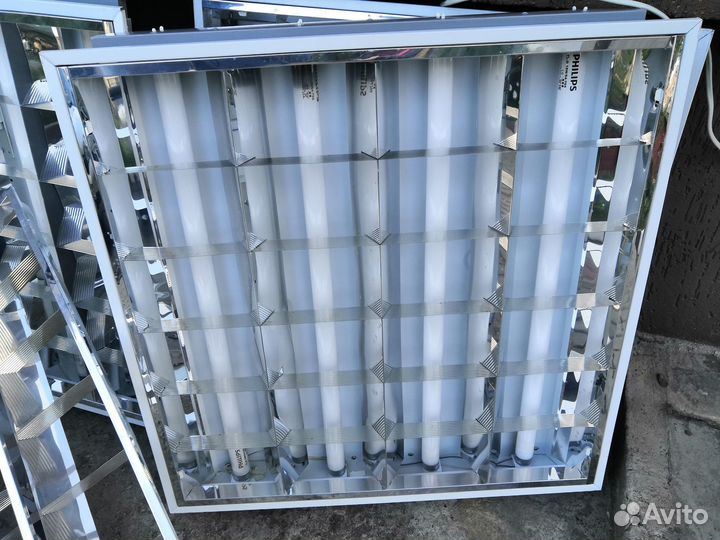 Светильник офисный