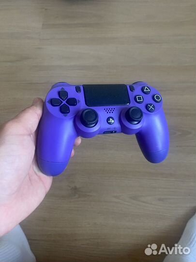 Джойстик Sony PS4