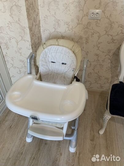Стульчик для кормления cam