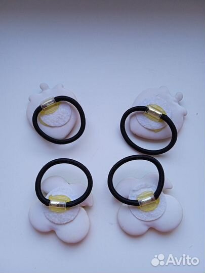 Банты и заколки для волос