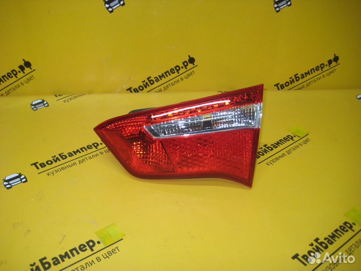 Фонарь зп внутренний Kia Rio 2011 седан