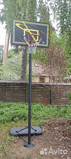 Баскетбольная стойка