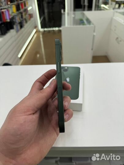 iPhone 13, 256 ГБ