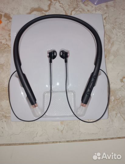 Беспроводные наушники